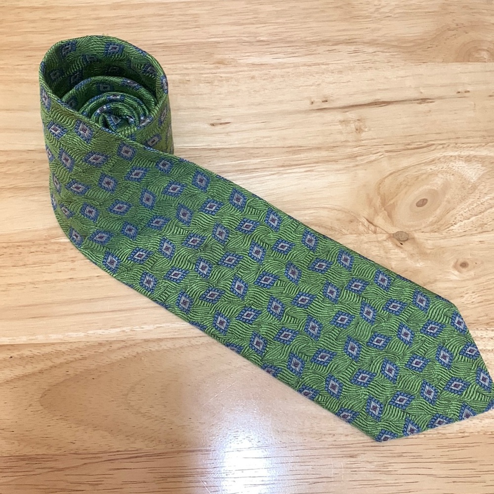 J.Z. Richards handcrafted for Nordstrom. Silk tie. Green with blue geometric